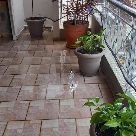 Apartment Comfort On A Small Scale!